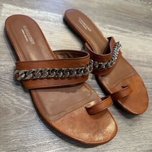 BURBERRY Brown Leather Thong Sandal Women’s Size EU 40.5 Chain Neutral